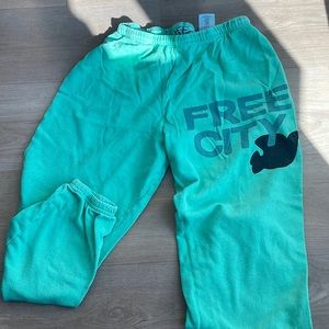 FREE CITY SWEATPANTS